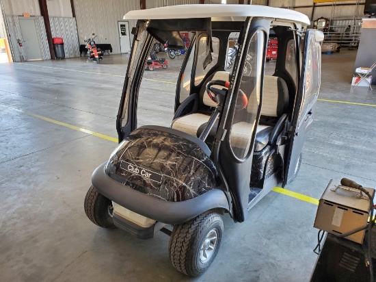 Club Car 2 Seat Enclosed Golf Car