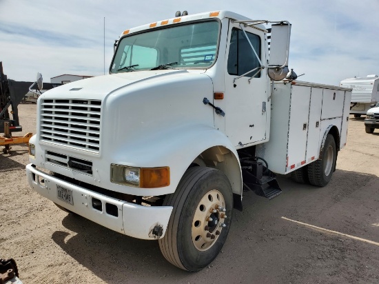 1999 International 8100 Single Cab Service Truck