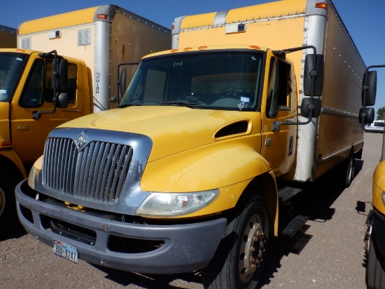 2005 International 4300 Box Truck