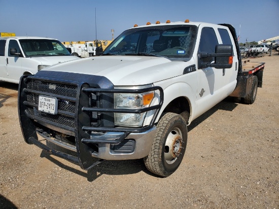 2012 Ford F-350 Super Dut Flatbed Truck