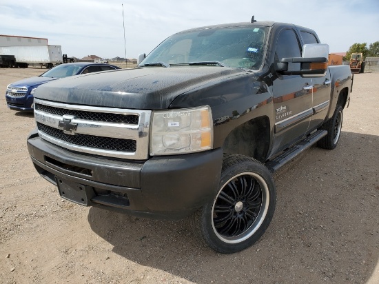 2010 Chevrolet Silverado Pickup Truck