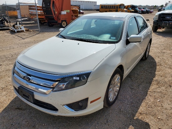 2012 Ford Fusion Hybrid Sedan Car