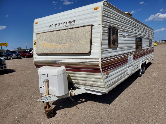 1990 Fleetwood Wilderness Travel Trailer