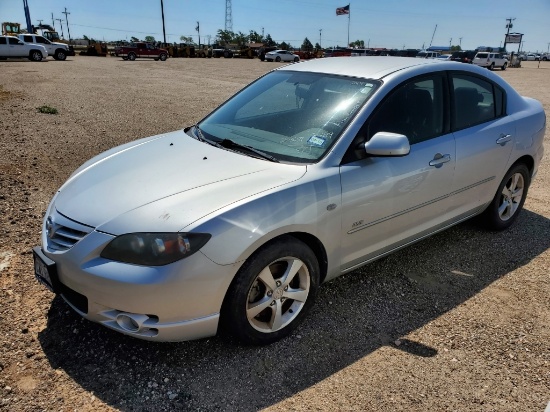 2004 Mazda Mazda3 Sedan Car
