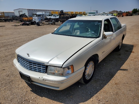 1999 Cadillac Deville Sedan Car