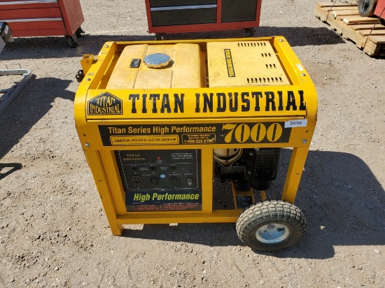 Titan Industrial 7000 Electric Generator