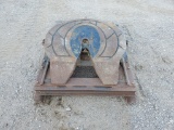 Holland 5th Wheel Receiver Hitch Plate