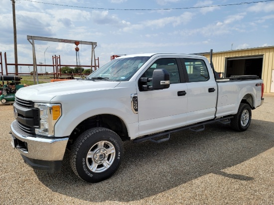2017 Ford F-350 Srw 4x4 Crewcab Pickup Truck