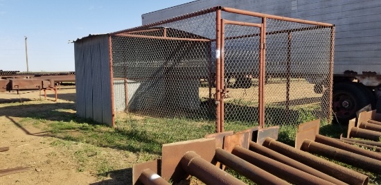 10'x20' Pipe Framed Chain Link Goat Pen