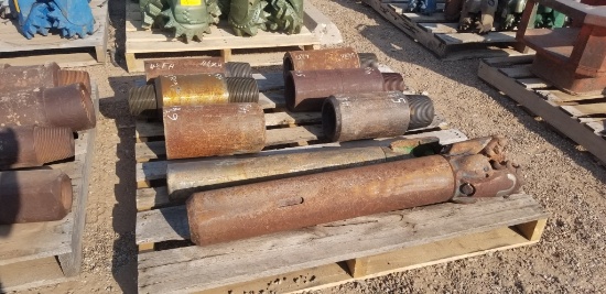 Assorted Subs (2) 4 1/2"fh-4 1/2"xh,