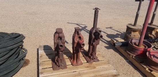 Simplex No #22 & (2) 310a Jacks