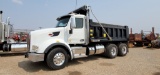 2015 Pererbuilt 567 Tandem Axle Dump Truck
