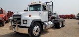 2000 Mack Rd688s Truck Tractor W/winch & Wet Kit