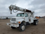 2001 International 4700 4X4 Digger Derrick Truck