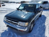 1998 Toyota Tacoma SR5 Xtra Cab 2D