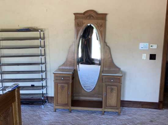 Antique Tiger Oak Carved Wood Dressing Table