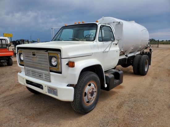 1988 Chevrolet C6D042 Conventional Cab Water Truck