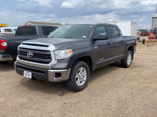 2014 Toyota Tundra SR5 Crew Max 4D SR5 FFV