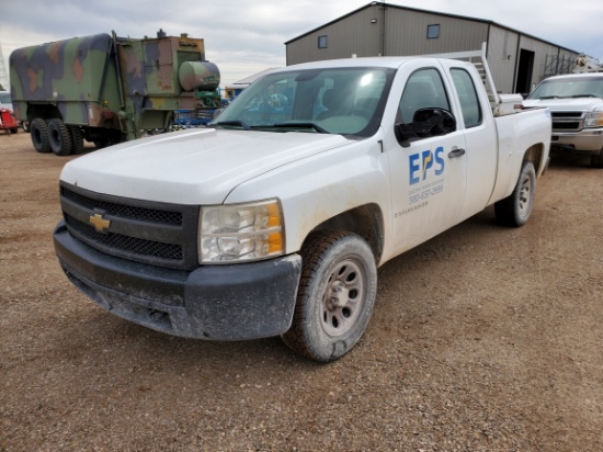 2008 Chevrolet Silverado 1500 W/T Extended Cab 4D Work Truck