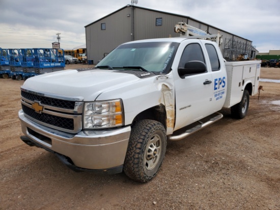 2013 Chevrolet Silverado 2500  Extended Cab  Crane Work Truck