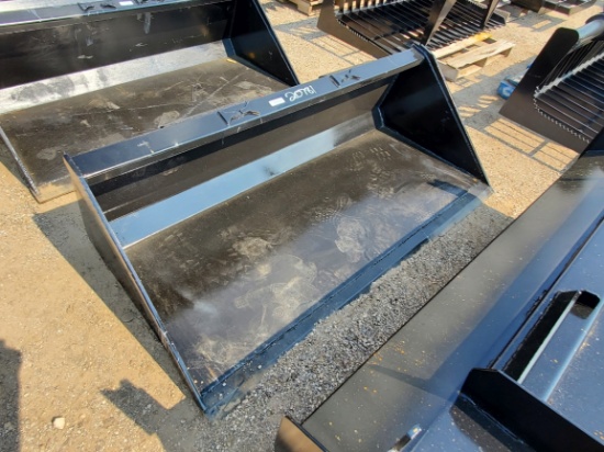72" QT Bucket w/Blade