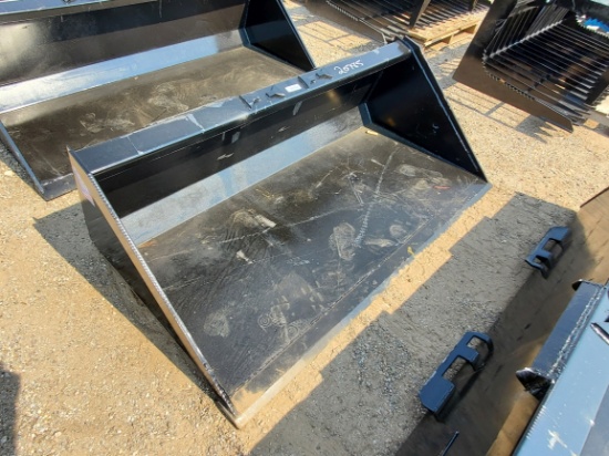 66" QT Bucket w/Blade