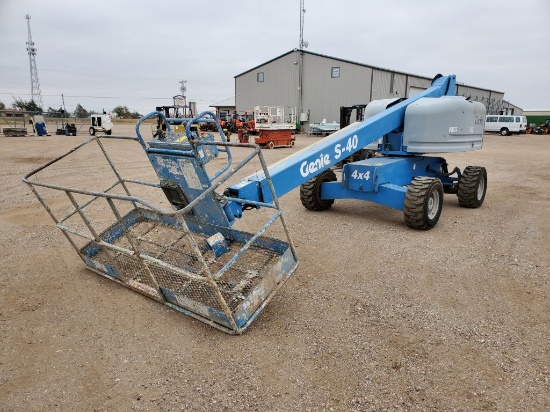 2001 Genie S40 Man Lift