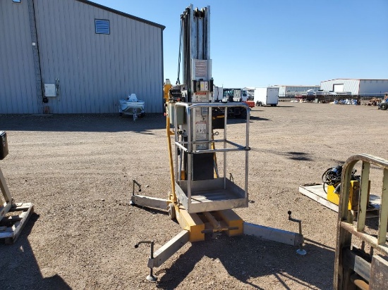 Grove PM41DC Man Lift Forklift