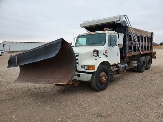 1997 International F-4900  80 Inch Wide Steel Cab 68 Spreader/Dump Truck w/Push Blade