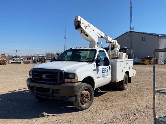 2001 Ford F450 Super Duty XL Cab/Chassis / Regular Cab/Chassis 2D Bucket Truck