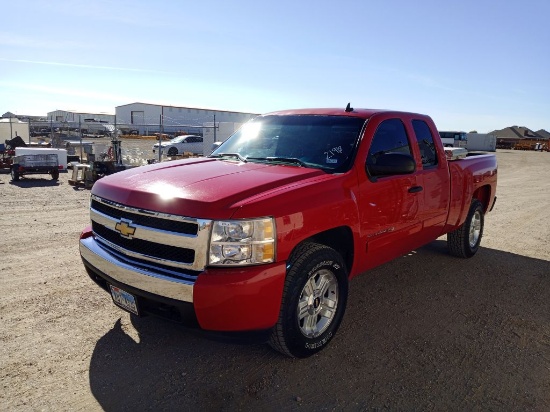 2008 Chevrolet Silverado 1500 LT  Extended Cab 4D LT1