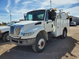 2006 International 4400  Compressor Truck