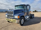 2000 Mack CH613 600 Conventional Cab Truck Tractor