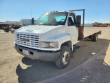 2005 GMC C5500 C Series Conventional Cab Chassis Flatbed Truck