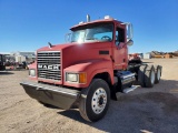 2006 Mack CHN613 600 Cab-Behind-Engine Truck Tractor