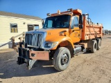 2003 International 7400  Dump Truck