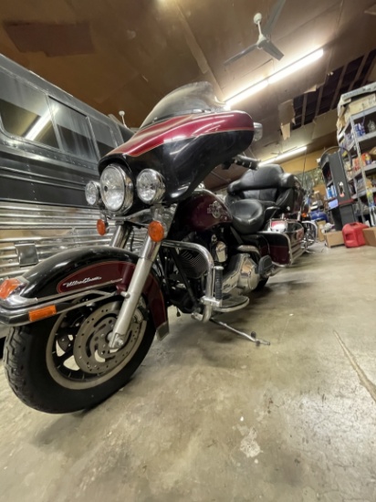 2005 Harley-Davidson Electra Glide Ultra Classic  Motorcycle - Tour
