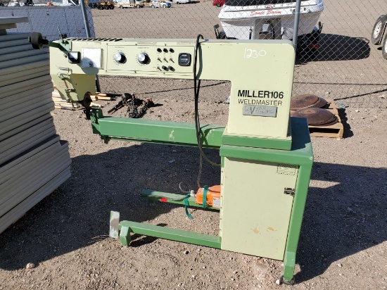 Miller 106 Weldmaster Vinyl Welder w/Foot Pedal