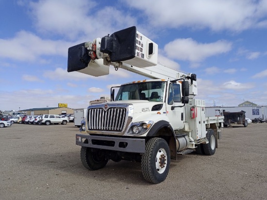 2012 International 7400 Digger Derrick Truck