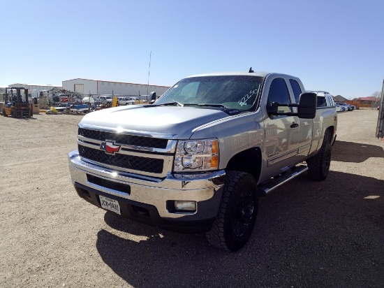 2011 Chevrolet Silverado 2500 LT Extended Cab 4D