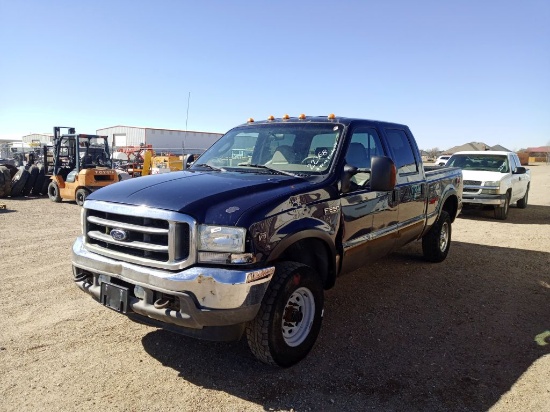2004 Ford F250 Super Duty  XL Crew Cab 4D