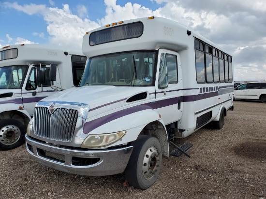 2009 IC PC015 Bus