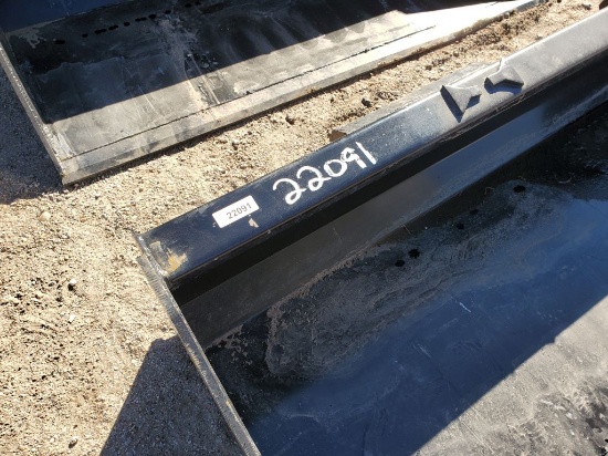 78" QT Bucket w/Blade