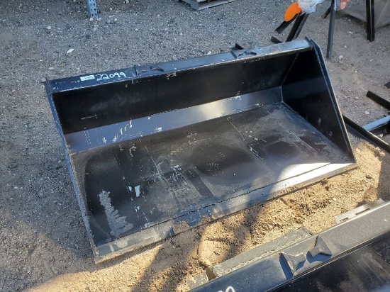 66" QT Bucket w/Blade