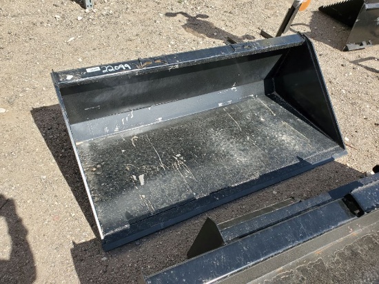 66" QT Bucket w/Blade