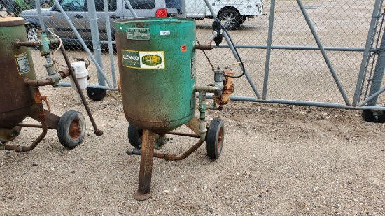 Clemco Industries 2542 Sand Blaster