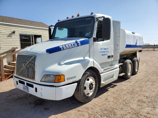 1998 Volvo Water Truck