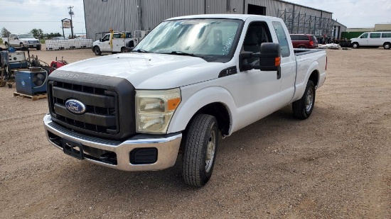 2011 Ford F250 XL  Supercab 4D