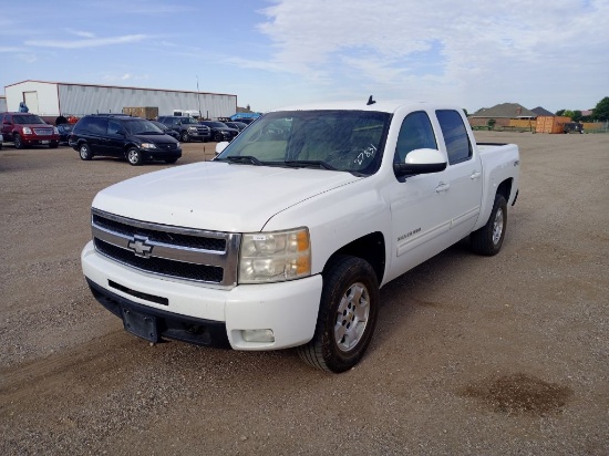 2011 Chevrolet Silverado 1500 LTZ Crew Cab 4D LTZ