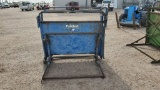 Priefert Cattle Squeeze Chute